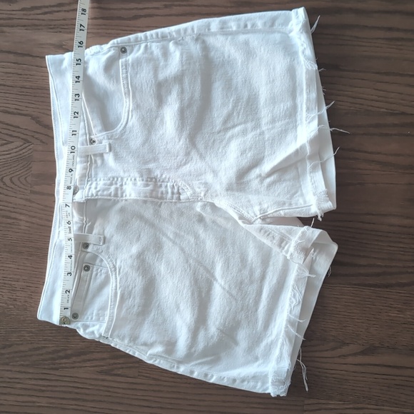 J. Crew White Jean Shorts, Size 29 - Picture 4 of 6